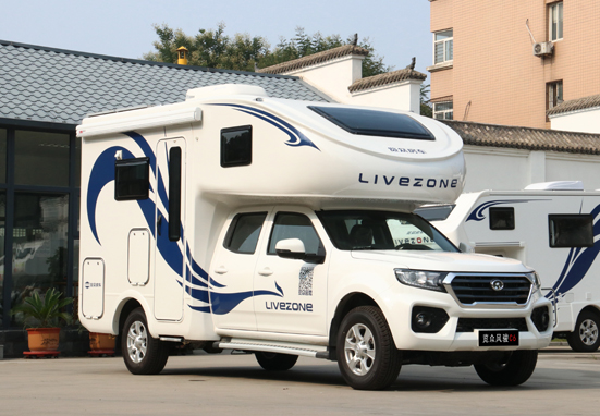 選這輛房車，只為更多山花爛漫