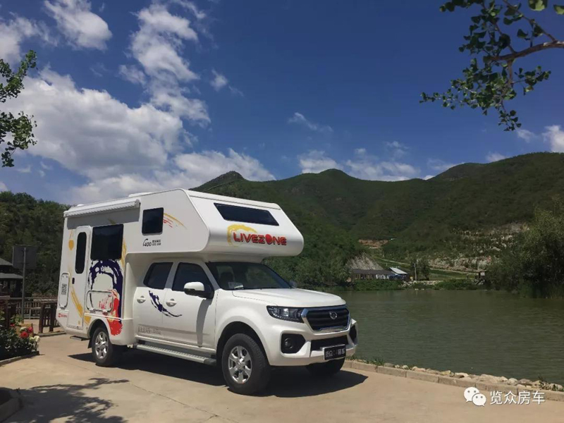 超大床還是國六汽油四驅(qū)房車，選它沒錯(cuò)