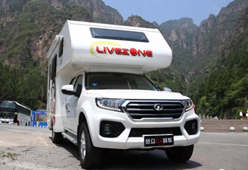 超大床還是國(guó)六汽油四驅(qū)房車，選它沒(méi)錯(cuò)